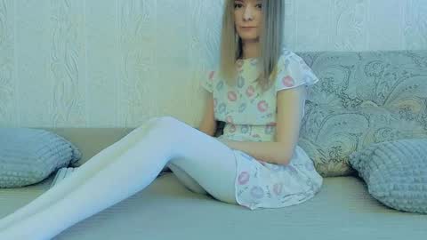 Lily online show from 03.09.25