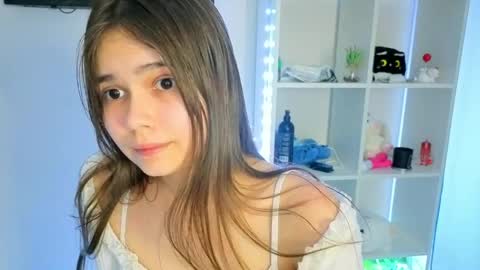 Julia Next stream  online show from 05.15.26