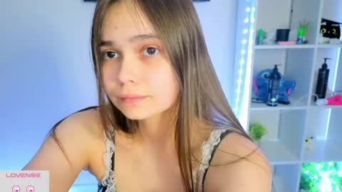 Julia Next stream  online show from 06.01.26