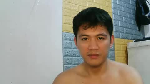 Snapshot of your_love_miaka chatting on 12.22.25 your_love_miaka online show from 12.22.25