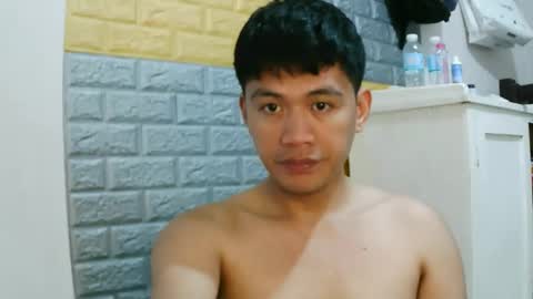 Snapshot of your_love_miaka chatting on 01.15.26 your_love_miaka online show from 01.15.26