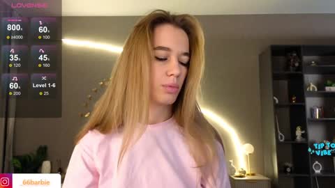 Jessica Loyd online show from 01.11.25