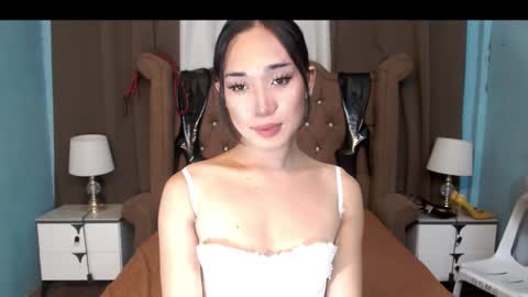 Snapshot of your_naughty_cumslut69 chatting on 11.12.25 your_naughty_cumslut69 online show from 11.12.25