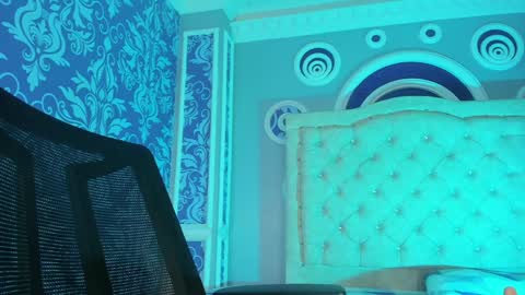 Snapshot of your_perverse_whore chatting on 12.12.24 Salome online show from 12.12.24