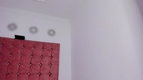 Snapshot of your_perverse_whore chatting on 01.12.25 Salome online show from 01.12.25