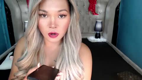 Casie online show from 03.03.25