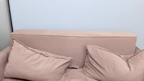 Snapshot of your_shy_guy chatting on 11.02.25 your_shy_guy online show from 11.02.25