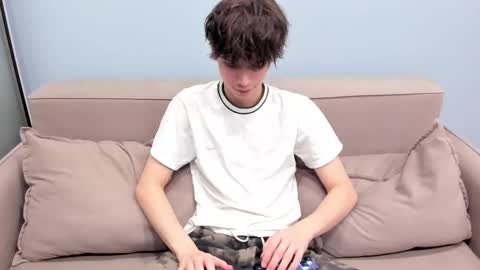 Snapshot of your_shy_guy chatting on 02.11.26 your_shy_guy online show from 02.11.26