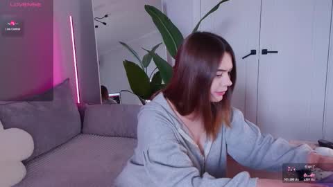 Snapshot of your_tess chatting on 03.01.26 Tessa online show from 03.01.26