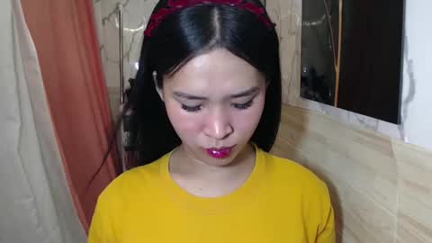 Snapshot of your_twinkletoes18 chatting on 02.15.26 your_twinkletoes18 online show from 02.15.26