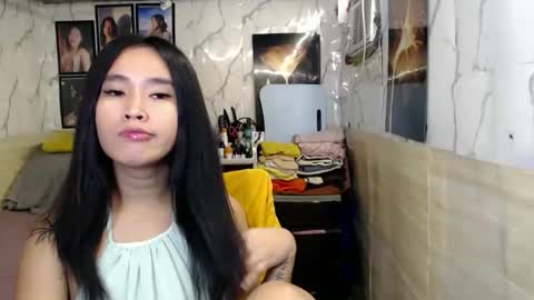 your_twinkletoes18 online show from 05.05.26