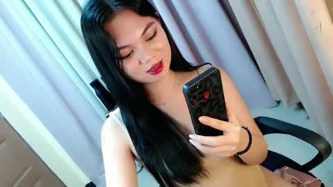 Hi its me Yna online show from 12.17.24