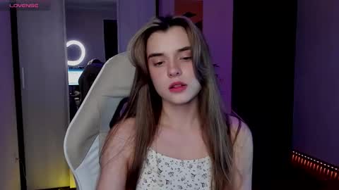 Anikka online show from 09.26.25