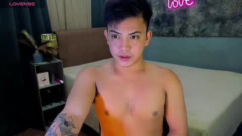 yourasian_bradley online show from 01.19.26