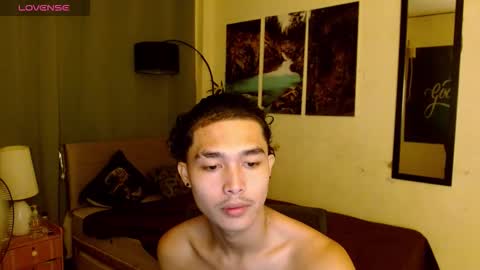 Snapshot of yourasiancarl chatting on 01.10.26 yourasiancarl online show from 01.10.26