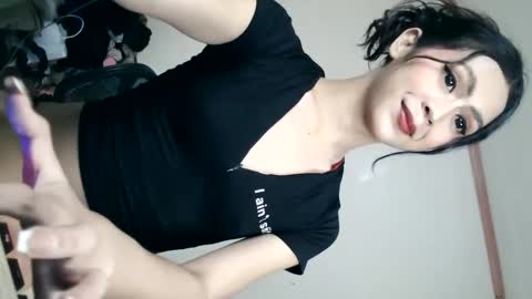 Snapshot of yourbabyriana chatting on 01.04.25 Angel online show from 01.04.25