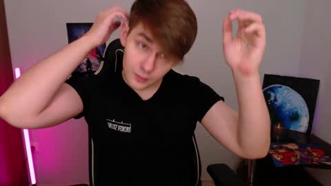 Snapshot of yourbilly chatting on 12.12.24 Billy online show from 12.12.24