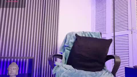 Selena online show from 11.23.25