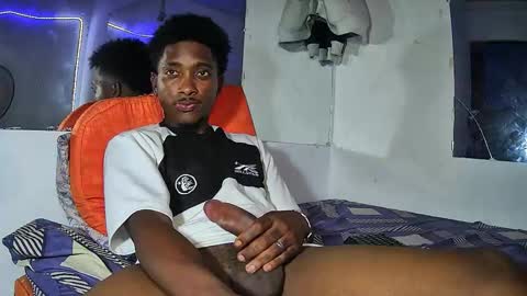 Yourdaddy2005 online show from 03.11.26