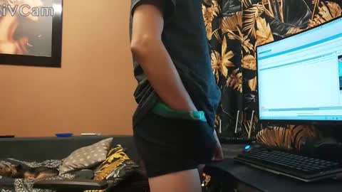 Snapshot of yourdaddyrm chatting on 10.11.25 YourDaddyRM online show from 10.11.25