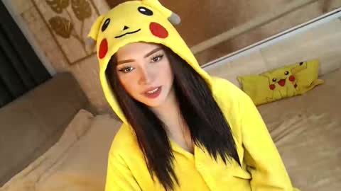 JEN  online show from 10.24.25