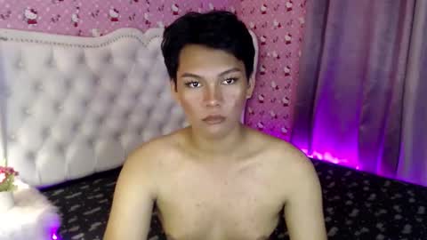 Snapshot of yourdreamboyxx chatting on 09.23.25 HEN online show from 09.23.25
