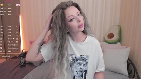 Mary online show from 02.08.25