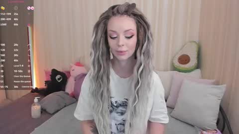 Mary online show from 02.13.25