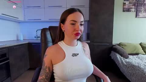 Sue online show from 02.04.25