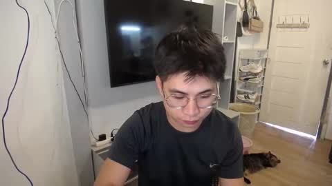 yourfantasyyy_ online show from 02.21.25