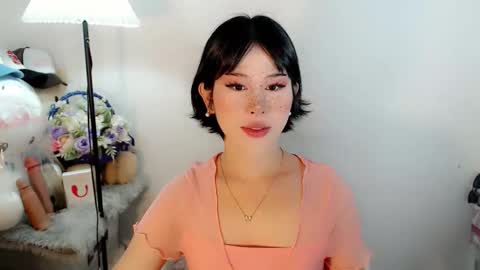 PrettyElla online show from 11.10.25