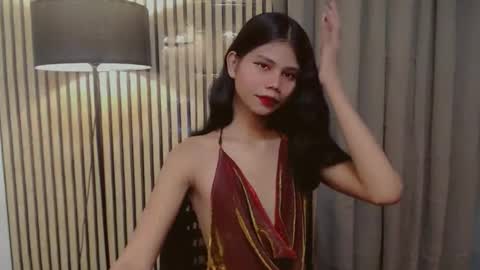 Snapshot of yourfavoratevivian chatting on 11.16.25 Vivian online show from 11.16.25