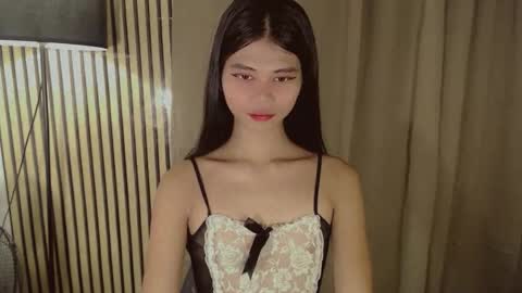 Snapshot of yourfavoratevivian chatting on 01.11.26 Vivian online show from 01.11.26