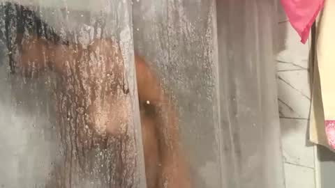 yourfavoritex3 online show from 10.19.25