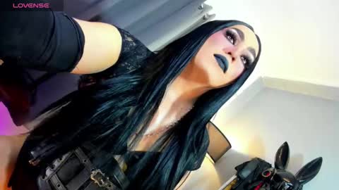  not into STINGY and CHEAP people online show from 10.21.25