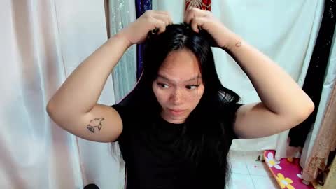 Alexia online show from 12.23.25