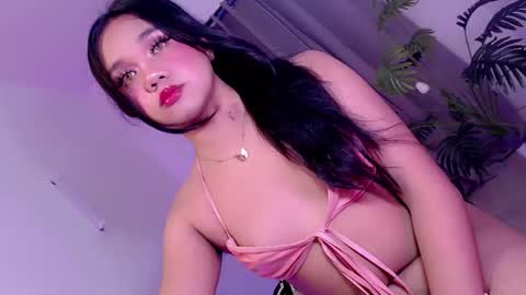 Snapshot of yourfuckingslut69 chatting on 11.01.25 yourfuckingslut69 online show from 11.01.25