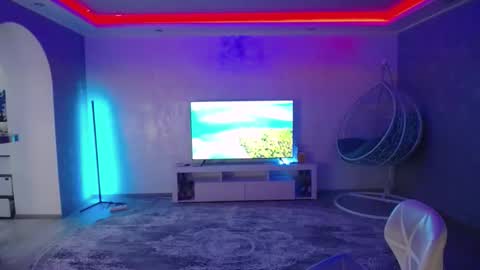 call meKira online show from 02.28.25