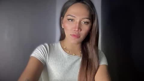 Snapshot of yourhotlove_jamellaxxx chatting on 12.02.25 LOVING JAMMELA online show from 12.02.25