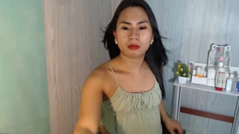 Mauie  online show from 10.06.25