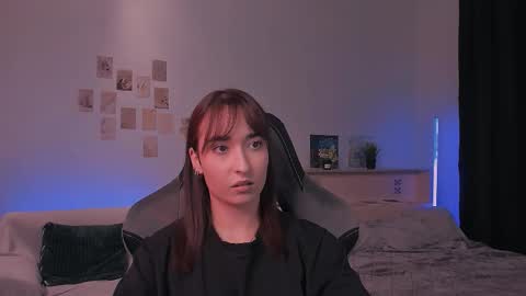 Jully online show from 10.20.25