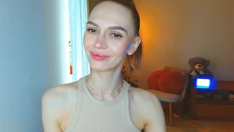 Snapshot of yourladysunshine chatting on 04.19.26 Ksyusha online show from 04.19.26