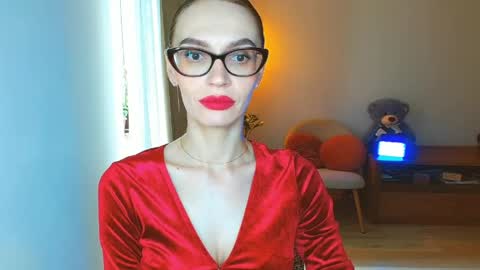 Snapshot of yourladysunshine chatting on 04.25.26 Ksyusha online show from 04.25.26
