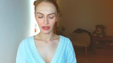 Snapshot of yourladysunshine chatting on 05.11.26 Ksyusha online show from 05.11.26