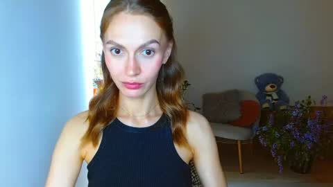 Snapshot of yourladysunshine chatting on 05.17.26 Ksyusha online show from 05.17.26