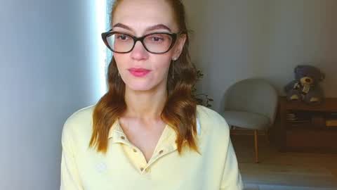 Snapshot of yourladysunshine chatting on 05.24.26 Ksyusha online show from 05.24.26