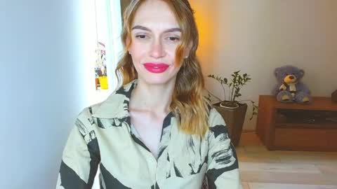 Snapshot of yourladysunshine chatting on 05.29.26 Ksyusha online show from 05.29.26