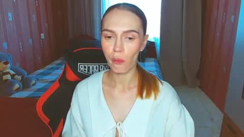 Snapshot of yourladysunshine chatting on 06.27.26 Ksyusha online show from 06.27.26
