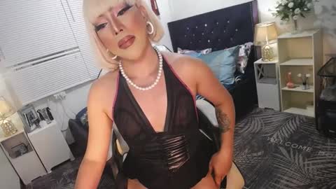 --               online show from 02.18.25