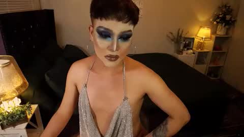 --               online show from 10.09.25